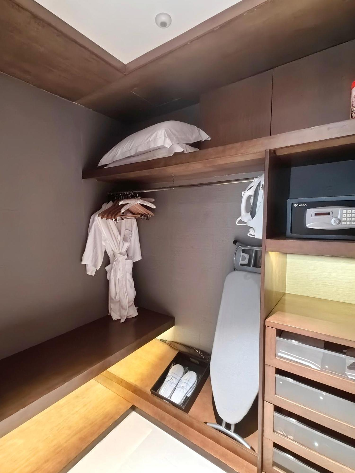 ดับเบิลทรี บาย ฮิลตัน หนิงป๋อ เป่ยหลุน Hotel หนิงป่อ ภายนอก รูปภาพ