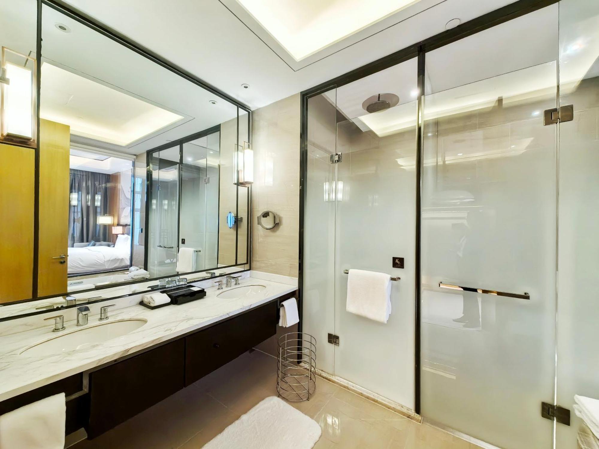 ดับเบิลทรี บาย ฮิลตัน หนิงป๋อ เป่ยหลุน Hotel หนิงป่อ ภายนอก รูปภาพ